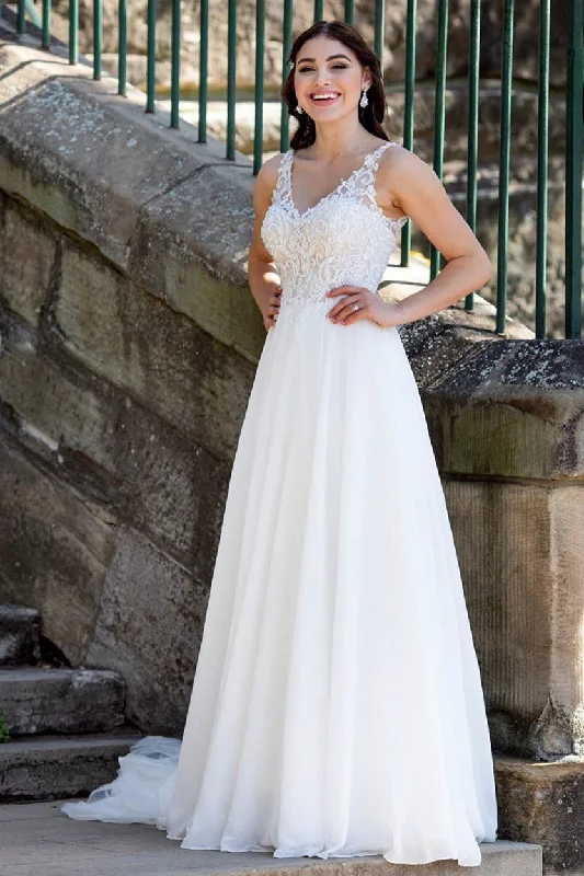 Princess A-line V-Neck Long White Wedding Dress with Lace Lace Train Dress