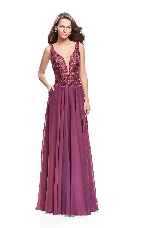 La Femme 25513 Dress Open-back unclassified dresses