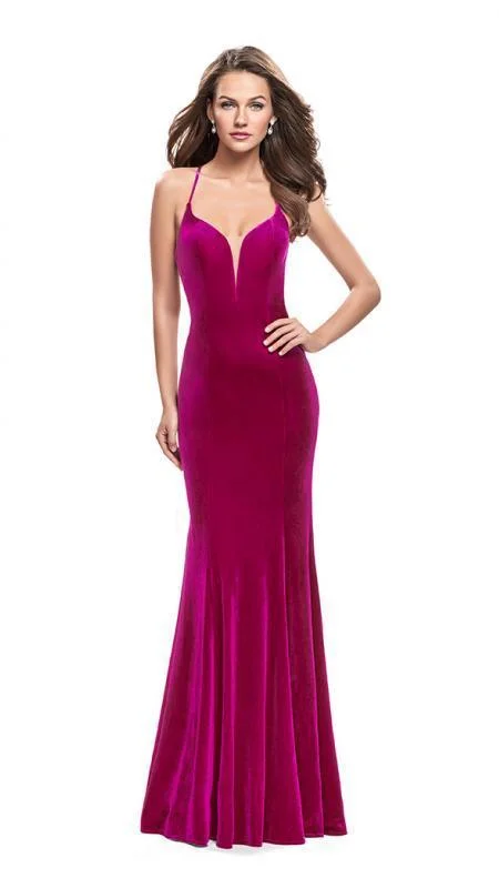 La Femme Strappy Plunging Sweetheart Velvet Sheath Gown 25174 - 1 pc Fuchsia In Size 12 Available Short unclassified dresses