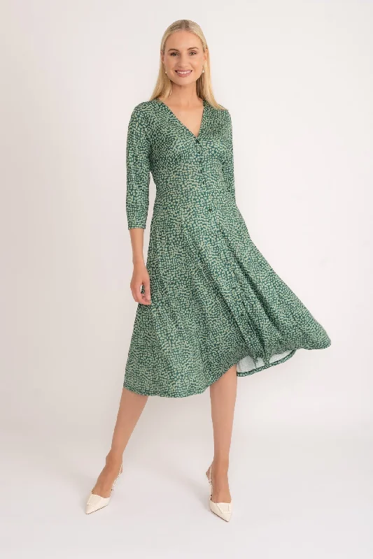 Angelina Midi Dress in Green Print Stylish Pleated Skirt